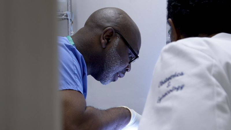 Dr. Willie Parker in Trapped (Derek Wiesehahn)